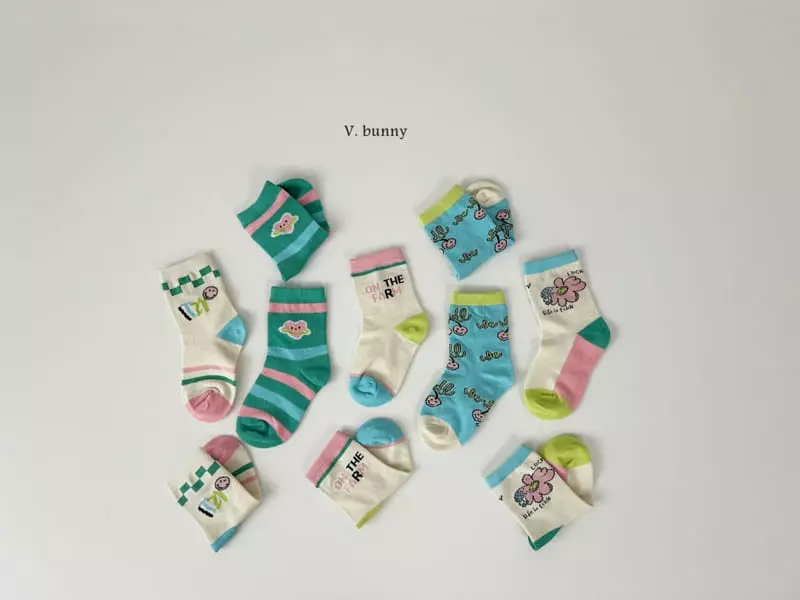 V Bunny - Korean Children Fashion - #kidsshorts - Itzy Socks Set