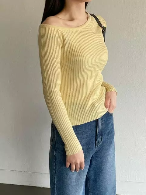 Adaze - Korean Women Fashion - #womensfashion - Belly Off Shoulder Tee - 3