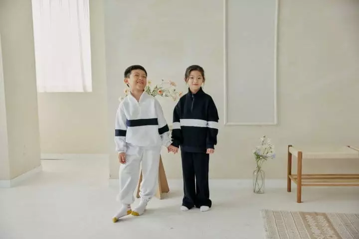 Angelot - Korean Children Fashion - #todddlerfashion - Color Half ZIP-up Set - 2