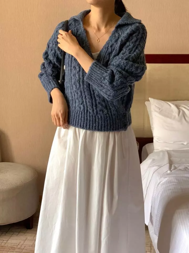 Atthismoment - Korean Women Fashion - #momslook - Kay Blap Knit Tee - 11