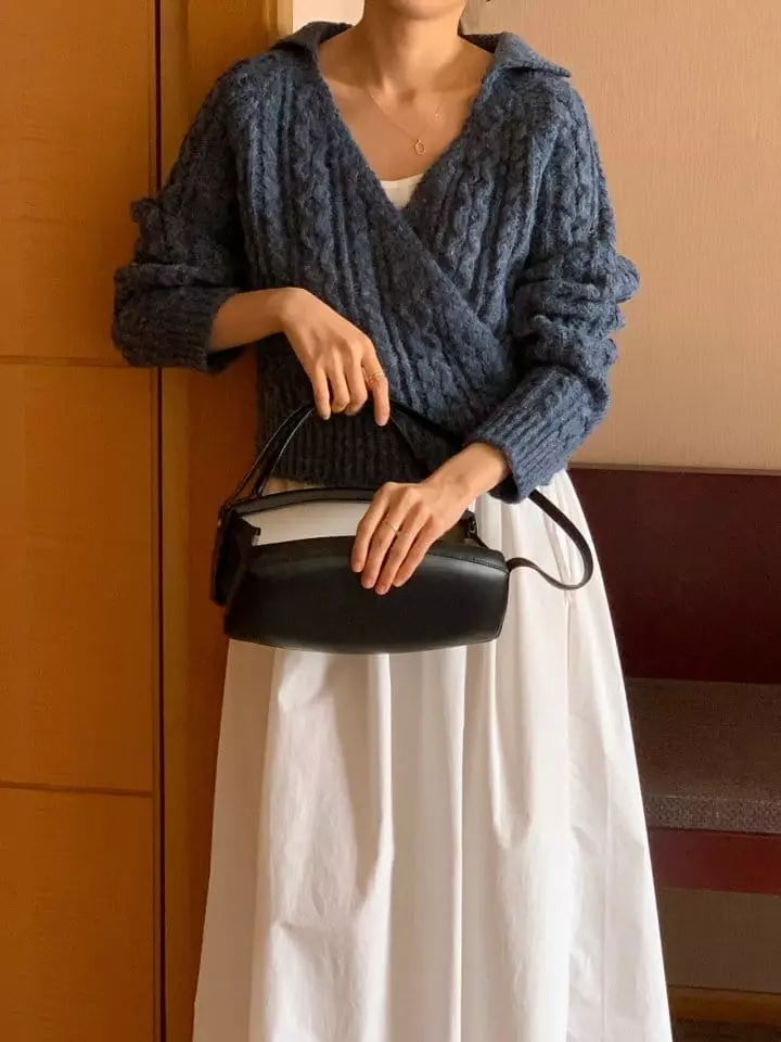 Atthismoment - Korean Women Fashion - #momslook - Kay Blap Knit Tee - 3