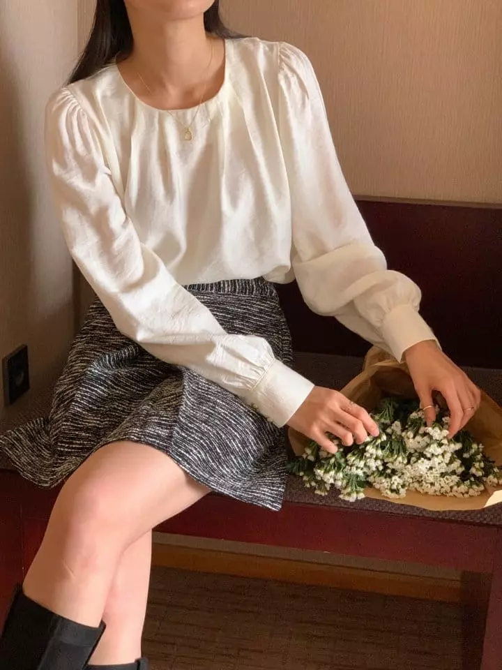 Atthismoment - Korean Women Fashion - #momslook - Holic Blouse - 6