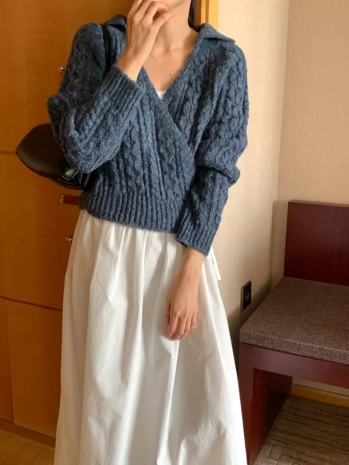 Atthismoment - Korean Women Fashion - #momslook - Kay Blap Knit Tee - 4