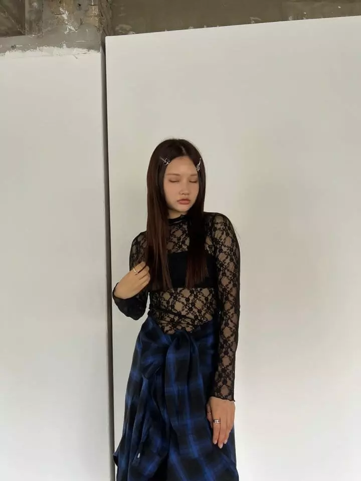 Bricklane - Korean Women Fashion - #vintagekidsstyle - Terry Lace Turtleneck Tee - 9