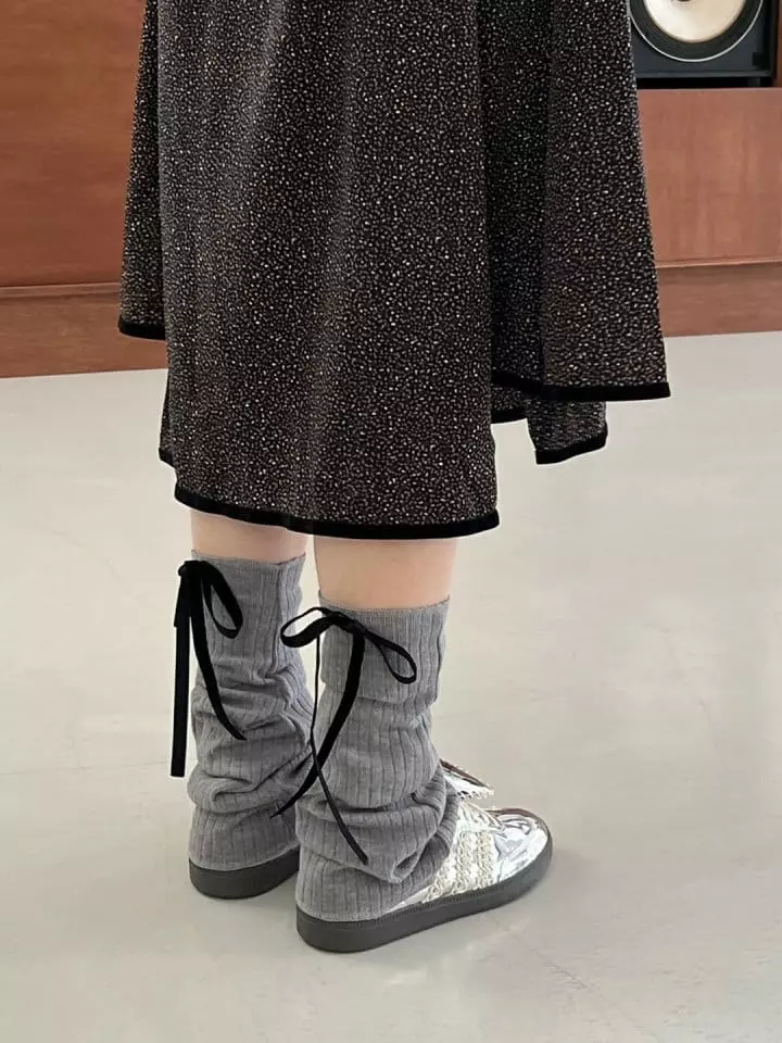 Bricklane - Korean Women Fashion - #womensfashion - Velvet Ribbon Warmer - 3