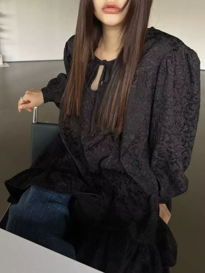 Bricklane - Korean Women Fashion - #womensfashion - Jacquard Puff Blouse - 3