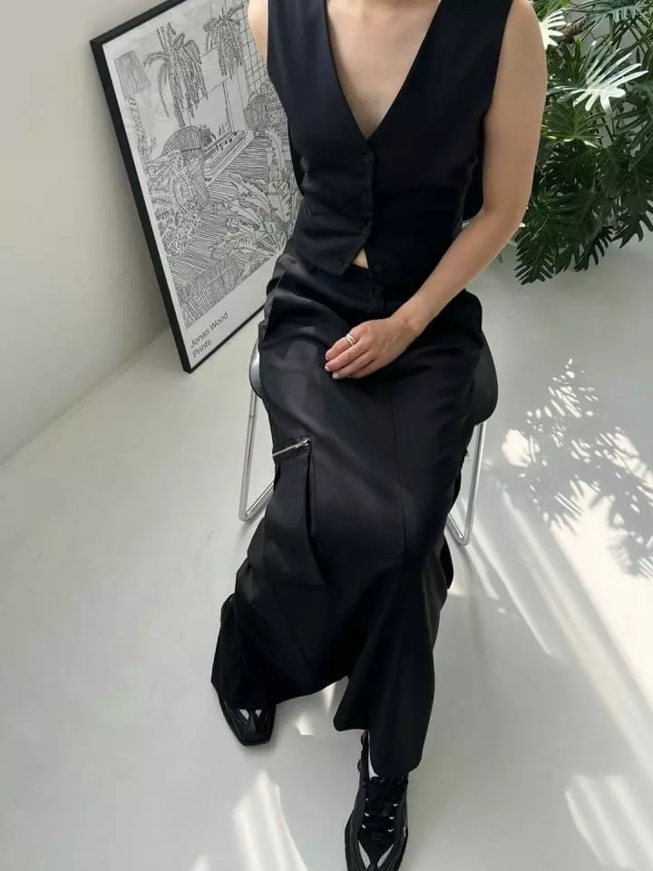 Bricklane - Korean Women Fashion - #momslook - Line Vest - 4