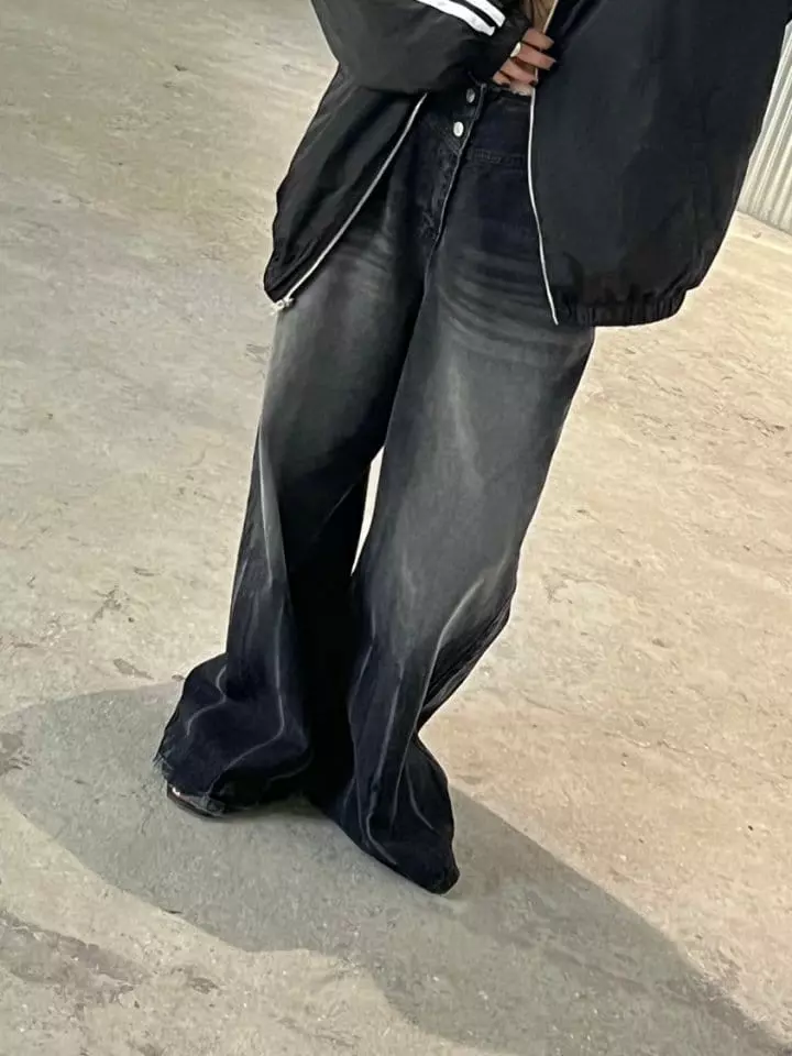 Bricklane - Korean Women Fashion - #womensfashion - Washing Black Jeans - 11
