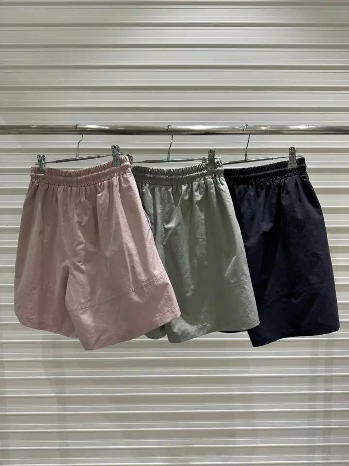 Bricklane - Korean Women Fashion - #womensfashion - Slit Stitch Shorts