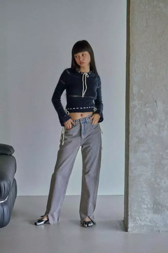 Charlotte - Korean Women Fashion - #vintagekidsstyle - 959 Slit Jeans - 3