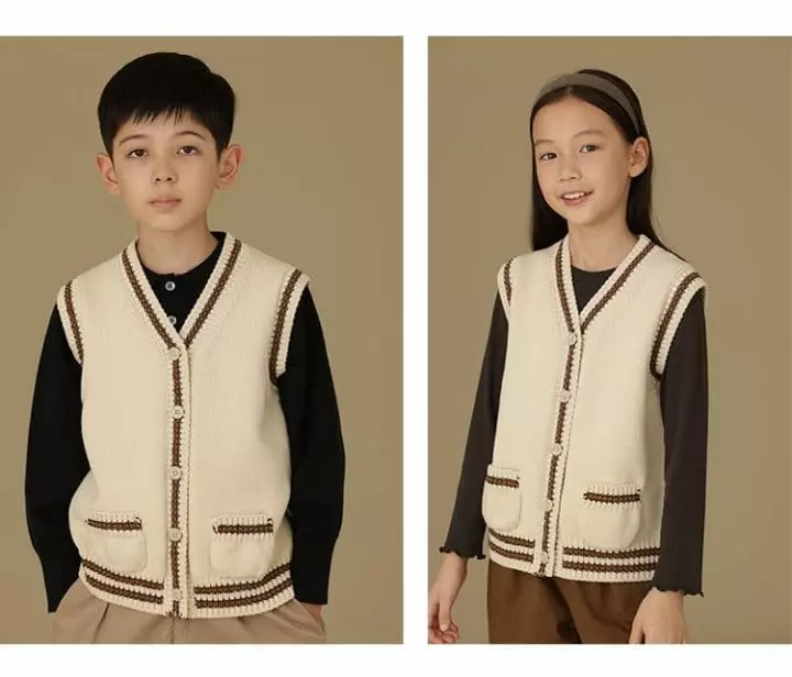 Ciel De Maman - Korean Children Fashion - #kidsshorts - V Neck Vest - 3