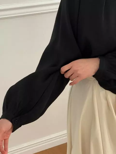 French Chic - Korean Women Fashion - #momslook - V Neck Shirring Blouse - 8
