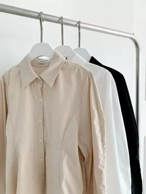 French Chic - Korean Women Fashion - #vintagekidsstyle - Pleated crop blouse - 9