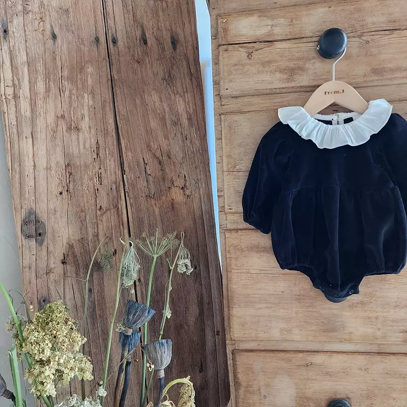 From J - Korean Baby Fashion - #babyboutique - Velvet Frill Bodysuit - 8