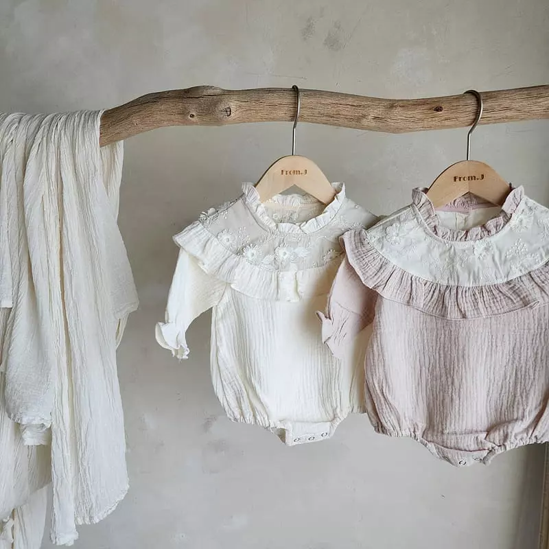From J - Korean Baby Fashion - #babyboutiqueclothing - Bon Jour Frill Bodysuit - 2