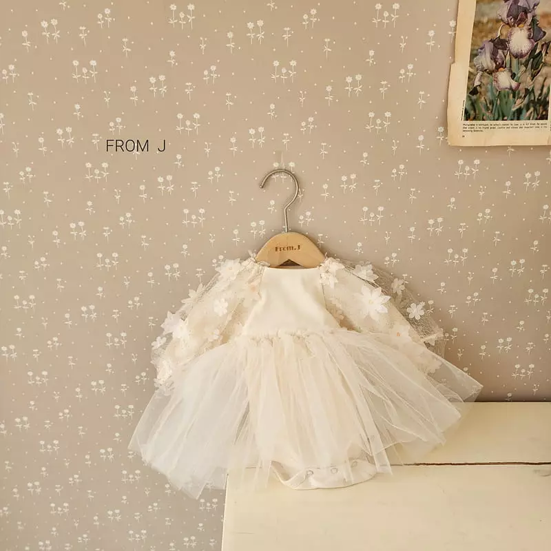 From J - Korean Baby Fashion - #babyclothing - Flower Bling Shasha Bodysuit - 8