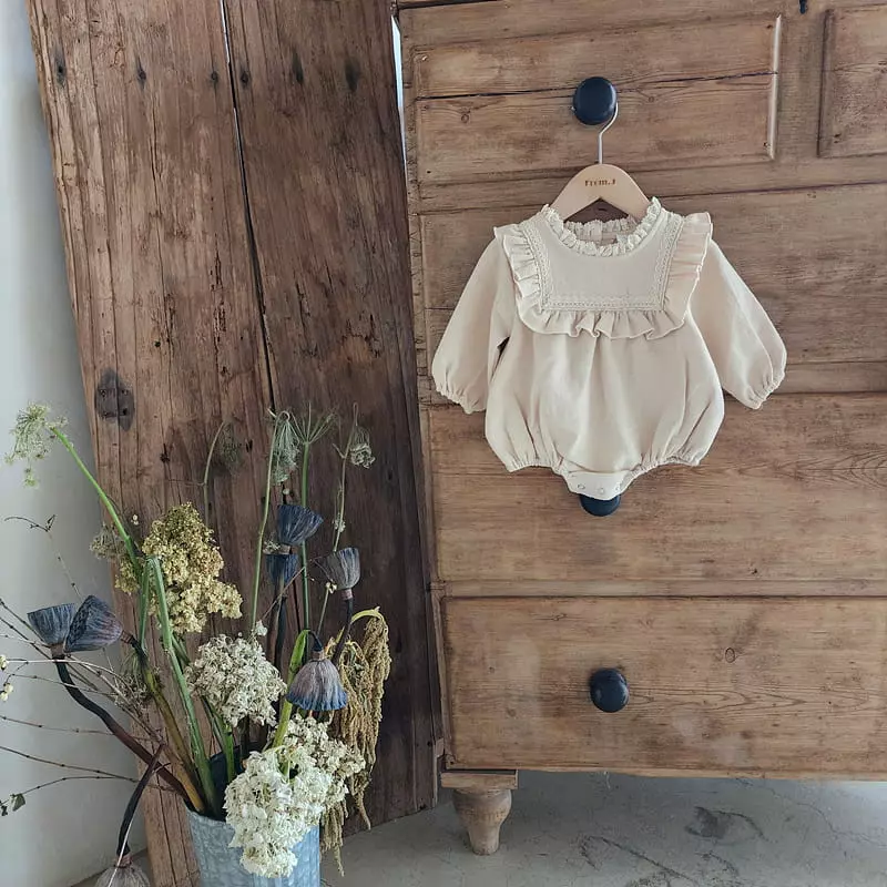 From J - Korean Baby Fashion - #babylifestyle - Coco Frill Bodysuit - 8