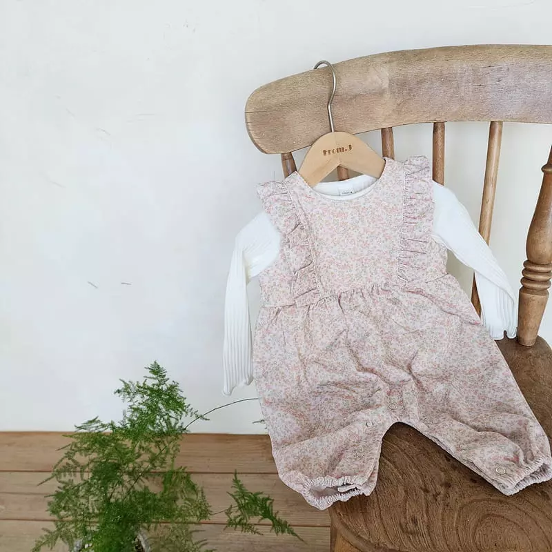 From J - Korean Baby Fashion - #babyoutfit - Emily Frill Bodysuit - 3