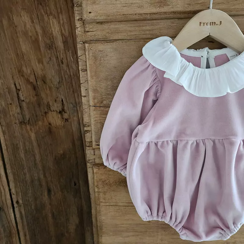 From J - Korean Baby Fashion - #babyoutfit - Velvet Frill Bodysuit - 4