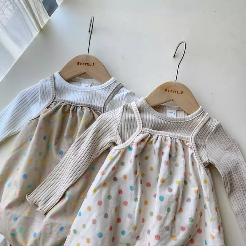 From J - Korean Baby Fashion - #smilingbaby - Dot Dungarees Bodysuit - 11
