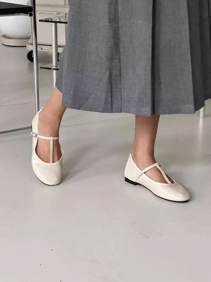 Golden Shoe - Korean Women Fashion - #momslook - 283 Flats - 11