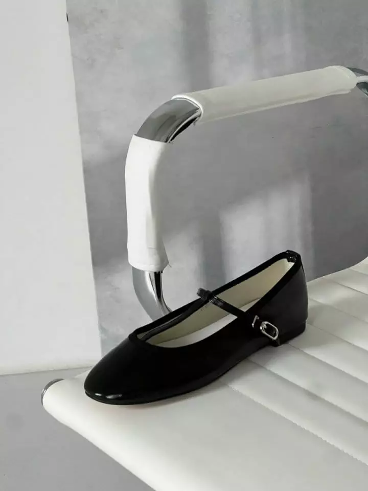 Golden Shoe - Korean Women Fashion - #momslook - 283 Flats - 5