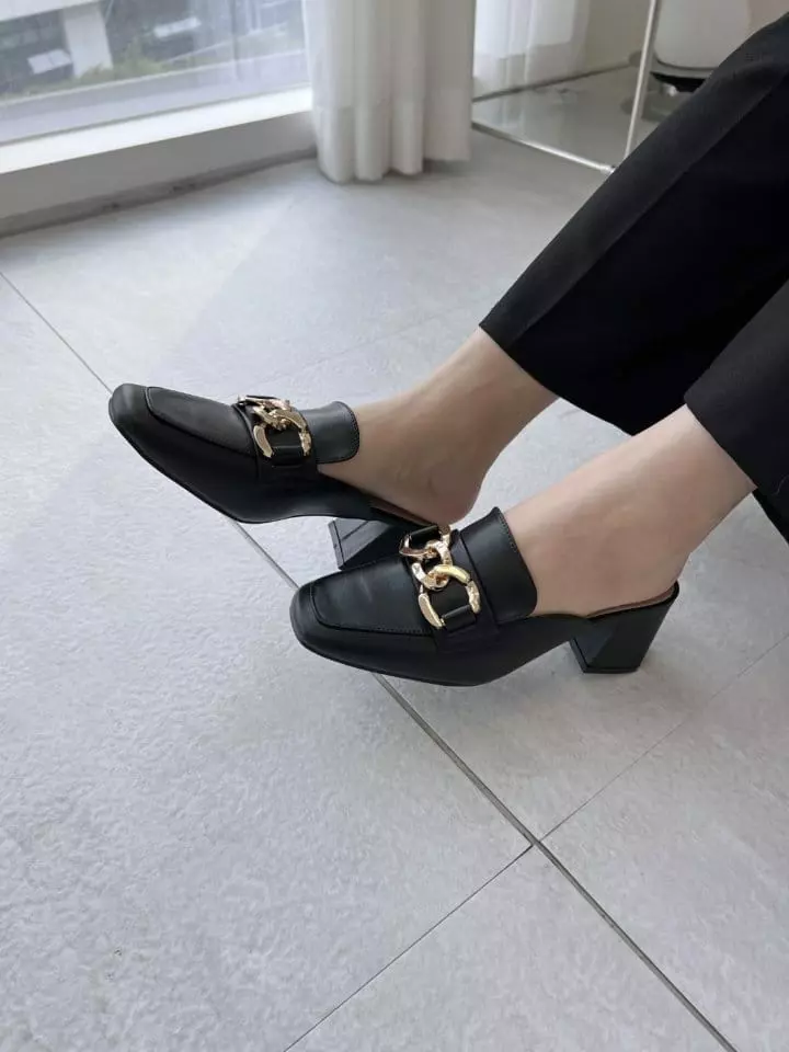 Golden Shoe - Korean Women Fashion - #momslook - 8051 Slippers - 8