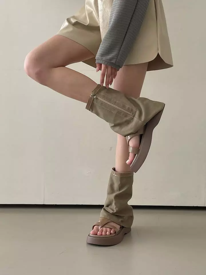 Golden Shoe - Korean Women Fashion - #momslook - 225 Sandals - 2