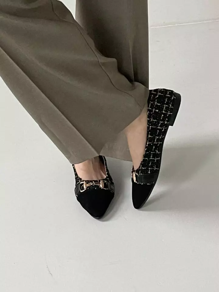Golden Shoe - Korean Women Fashion - #momslook - 230 Flats - 7