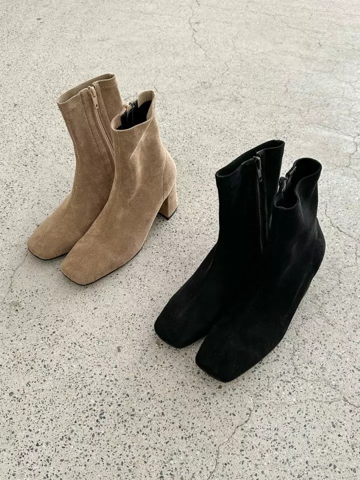 Golden Shoe - Korean Women Fashion - #momslook - 3017 Boots