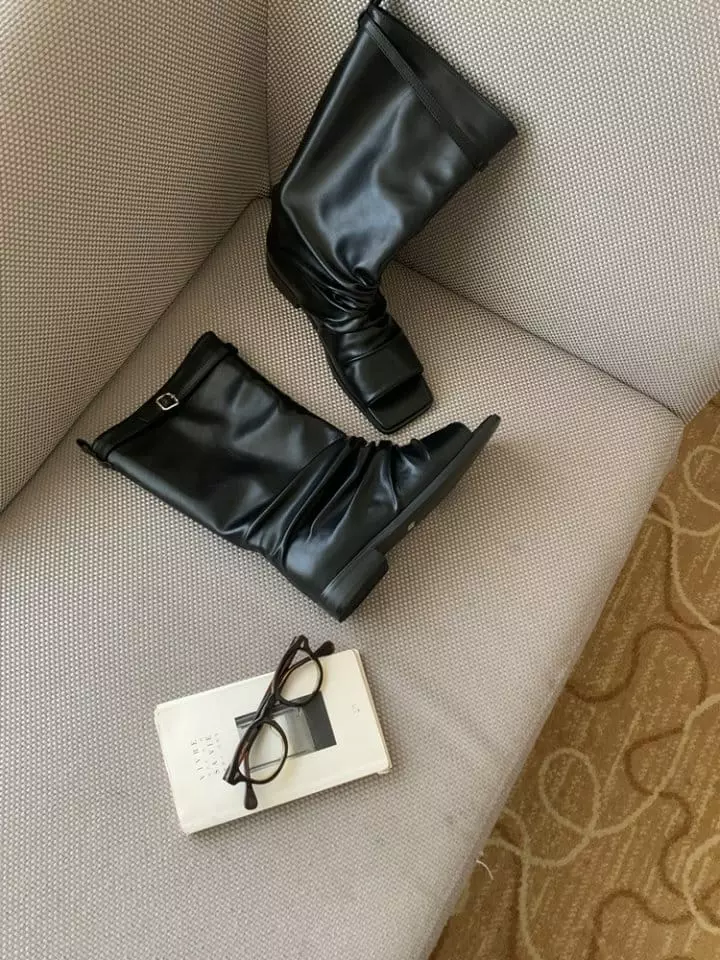 Golden Shoe - Korean Women Fashion - #momslook - 8114 Boots - 2