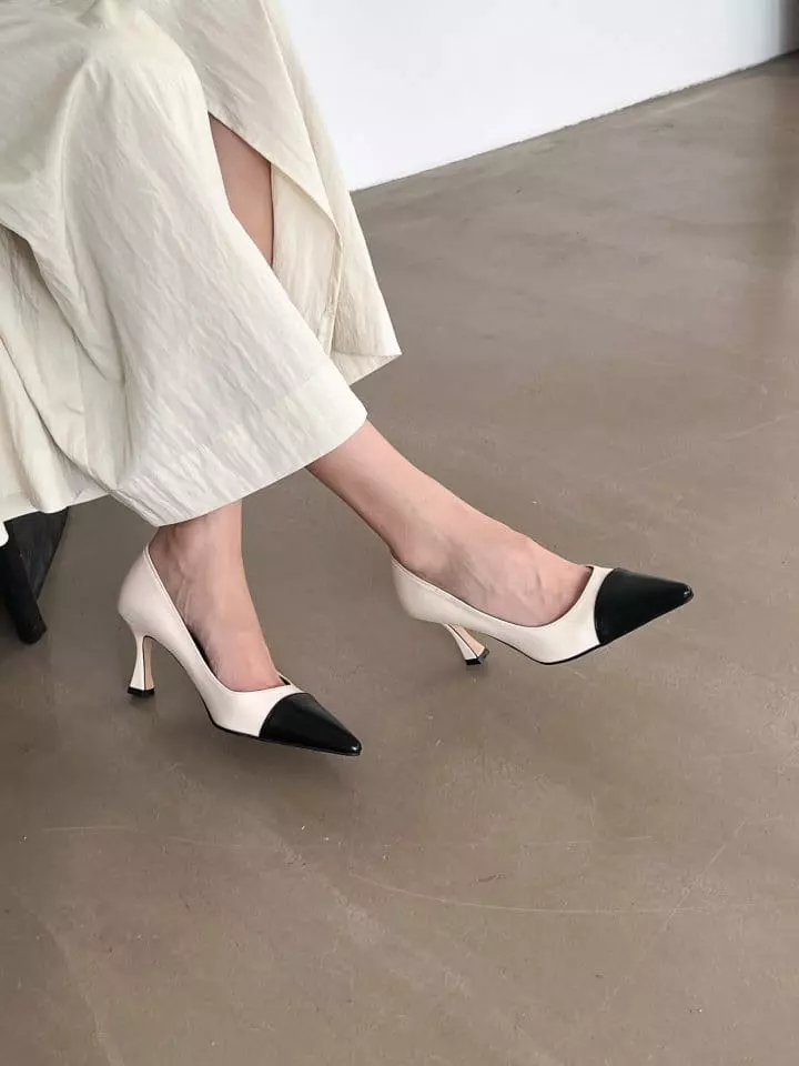 Golden Shoe - Korean Women Fashion - #momslook - 2334 Flats - 5