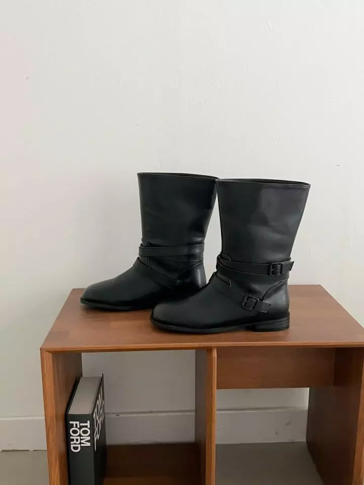Golden Shoe - Korean Women Fashion - #momslook - j3289 Boots - 11
