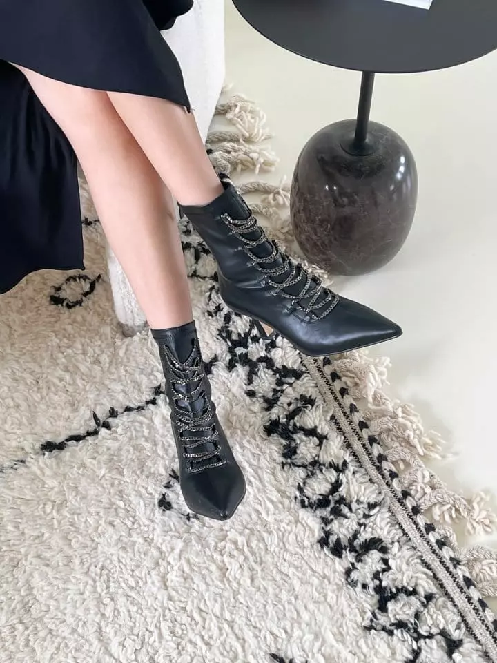 Golden Shoe - Korean Women Fashion - #restrostyle - 2342 Boots