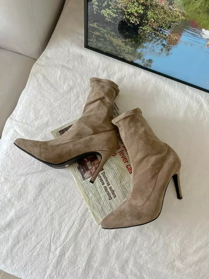 Golden Shoe - Korean Women Fashion - #shopsmall - 1747 Boots - 11