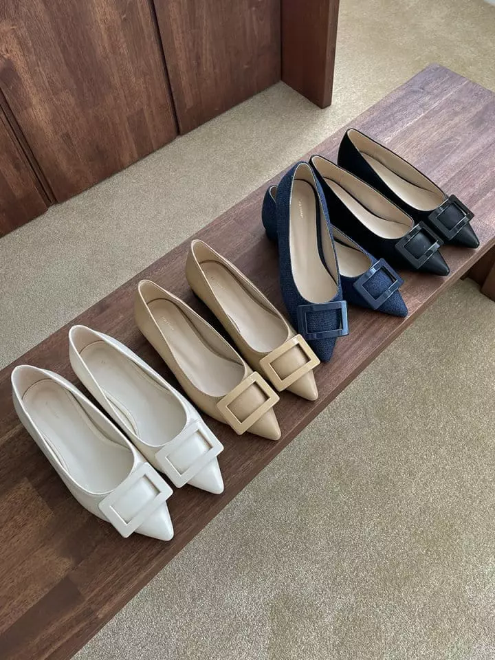 Golden Shoe - Korean Women Fashion - #womensfashion - 2608 Flats