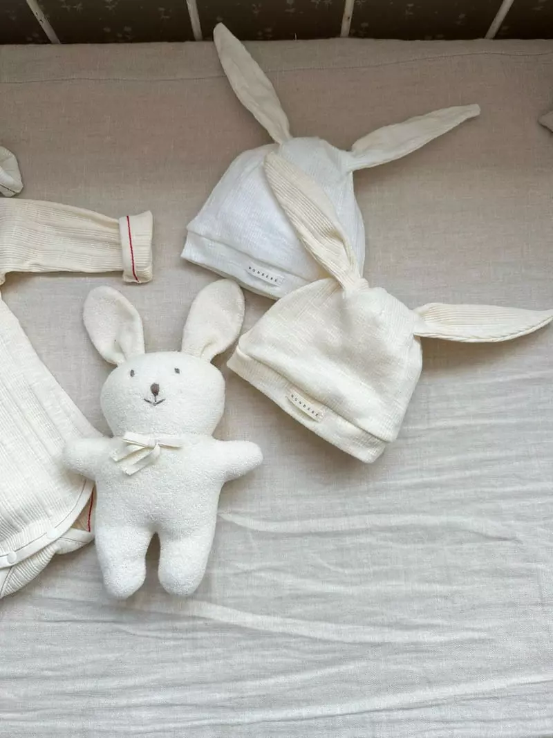 Monbebe - Korean Baby Fashion - #babyoutfit - Mon Bunny Bodysuit with Bonnet - 11