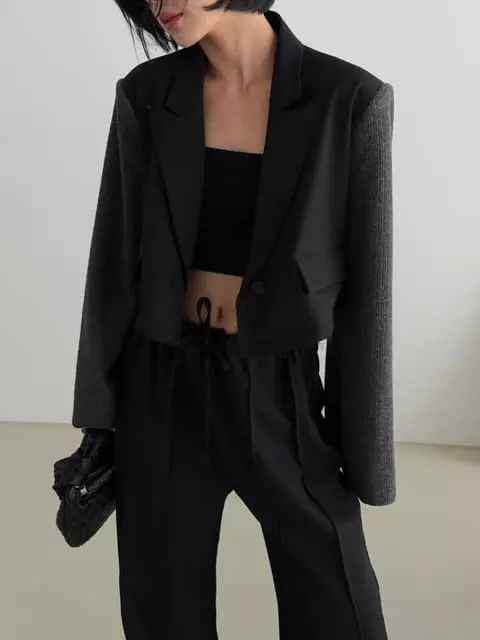 One The Woman - Korean Women Fashion - #momslook - Ancore Crop Jacket - 5
