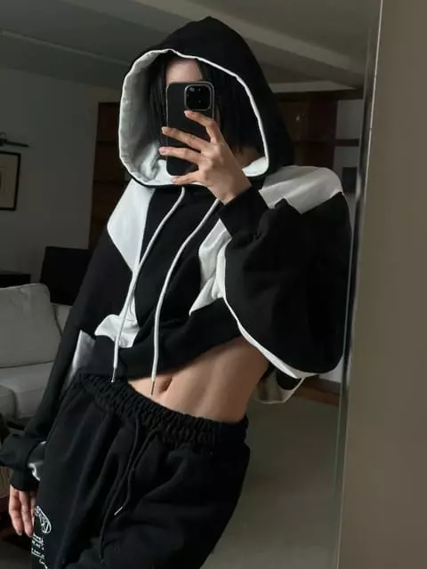 One The Woman - Korean Women Fashion - #womensfashion - Vivi Color Hoody Sweatshirt - 2