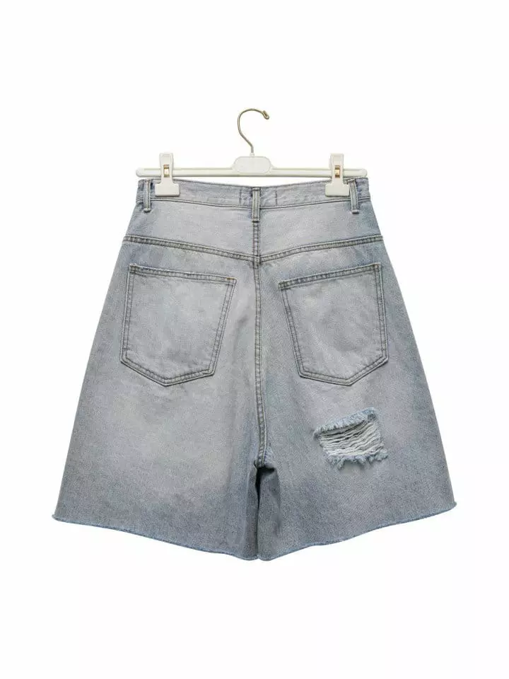 Paper Moon - Korean Women Fashion - #thatsdarling - destroyed bermuda denim jeans - 5