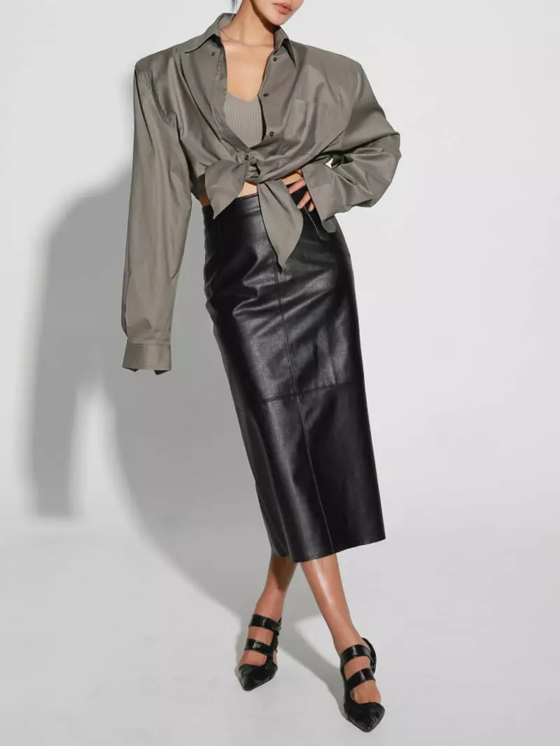 Paper Moon - Korean Women Fashion - #vintageinspired - vegan leather back slit flared skirt - 10