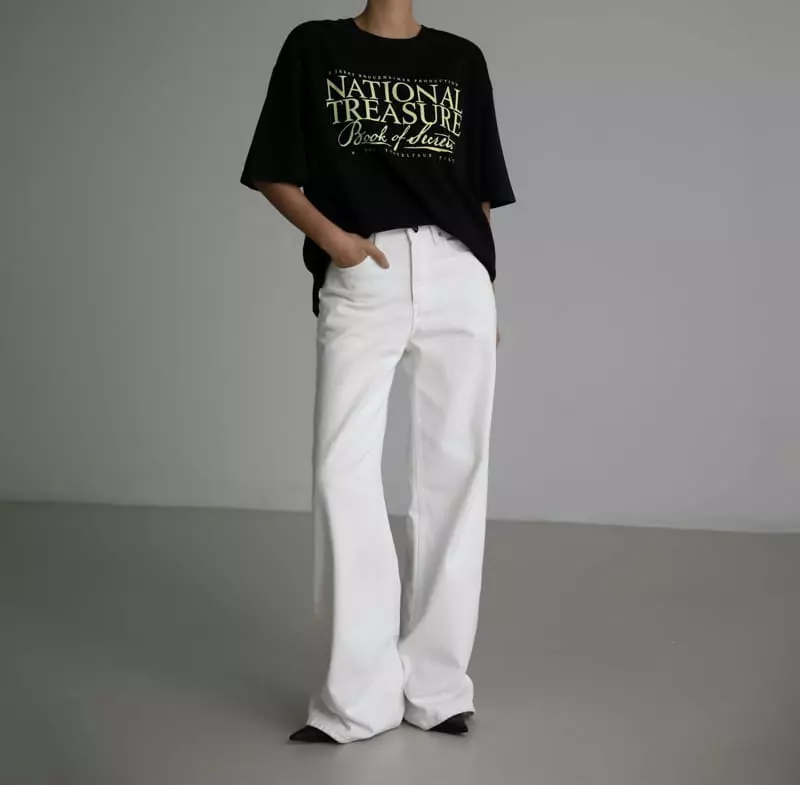 Paper Moon - Korean Women Fashion - #womensfashion - oversized vintage treasure print tee - 3