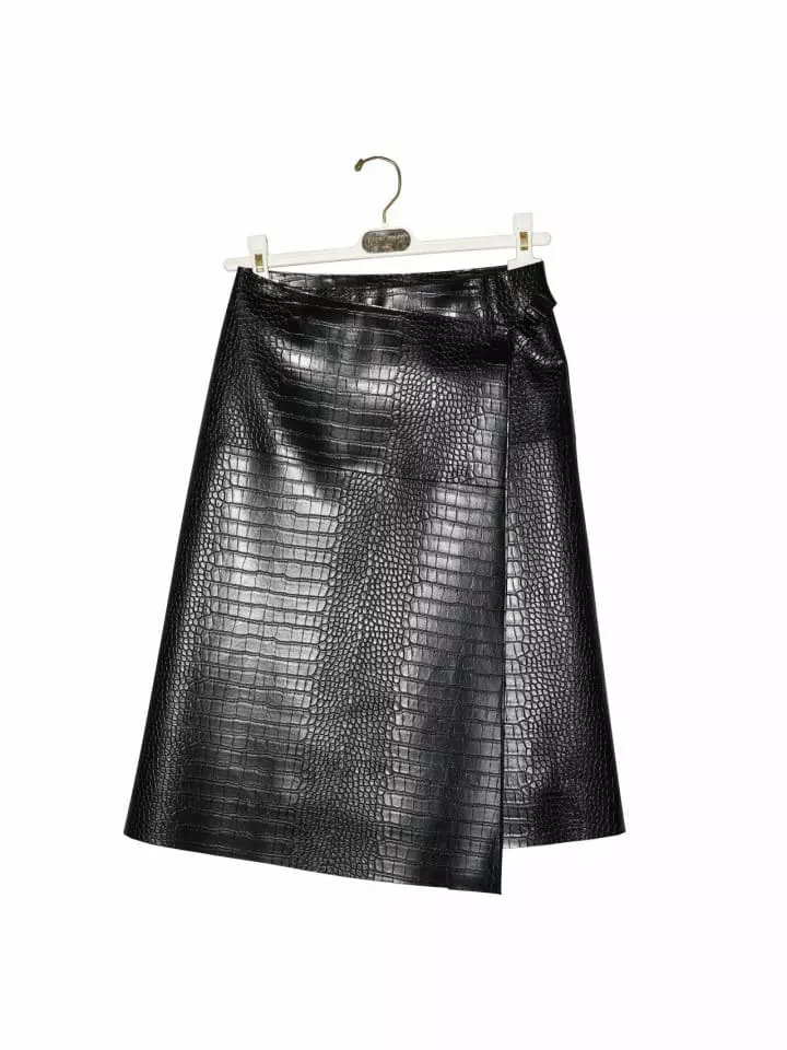 Paper Moon - Korean Women Fashion - #womensfashion - croco leather midi flared skirt - 5