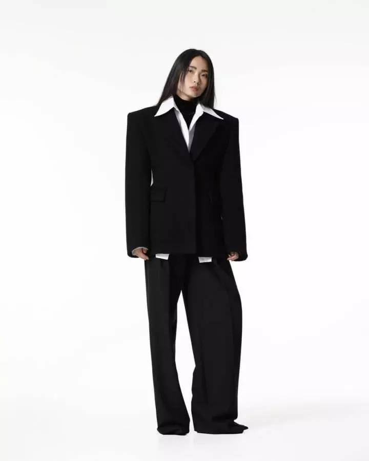 Paper Moon - Korean Women Fashion - #womensfashion - LUX padded shoulder hidden button wool blazer - 10