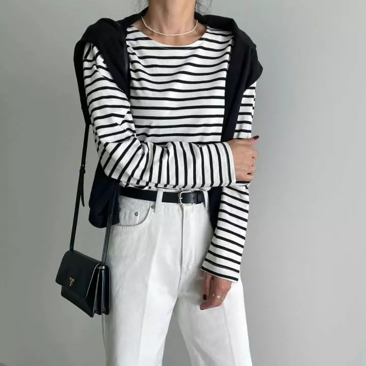 Ripple - Korean Women Fashion - #momslook - Autumn St Tee - 2