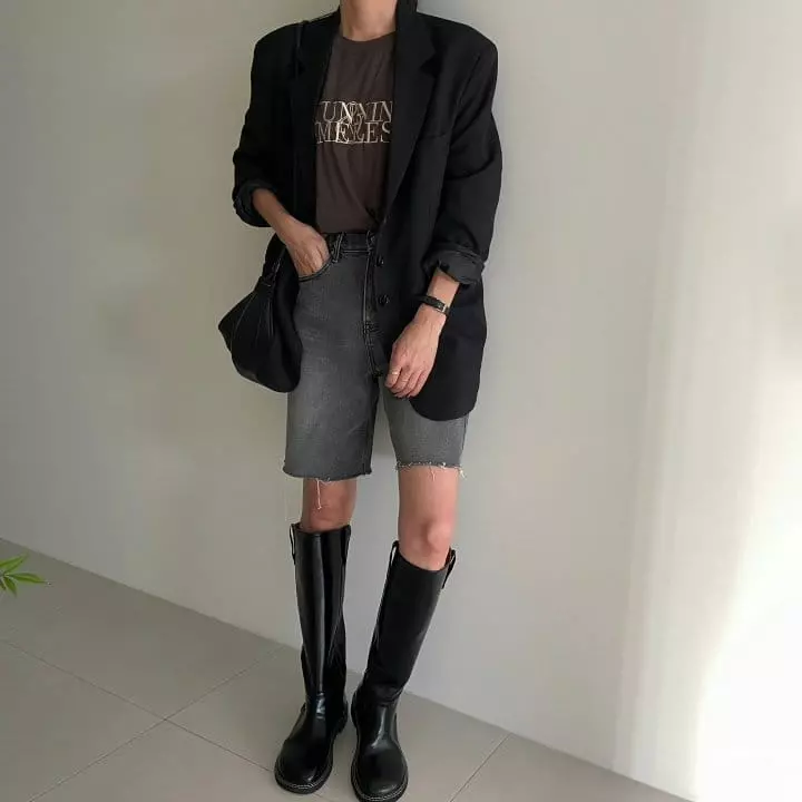 Ripple - Korean Women Fashion - #momslook - Stunning Embroidery Tee - 3