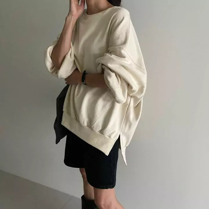 Ripple - Korean Women Fashion - #restrostyle - Solid Sweatshirt