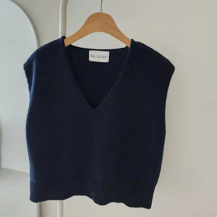Ripple - Korean Women Fashion - #romanticstyle - Toy Knit Vest - 5