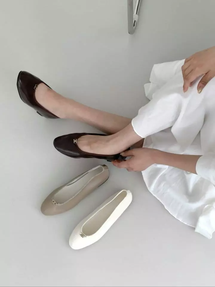 Ssangpa - Korean Women Fashion - #momslook - nv 7301 Flats & Ballerinas