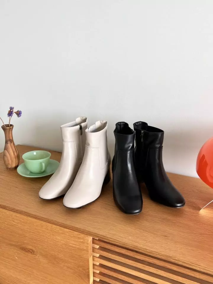 Ssangpa - Korean Women Fashion - #momslook - by 022 Boots - 2